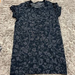 dappered floral navy swiftly tech